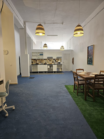 Blue Mango Surf House Center